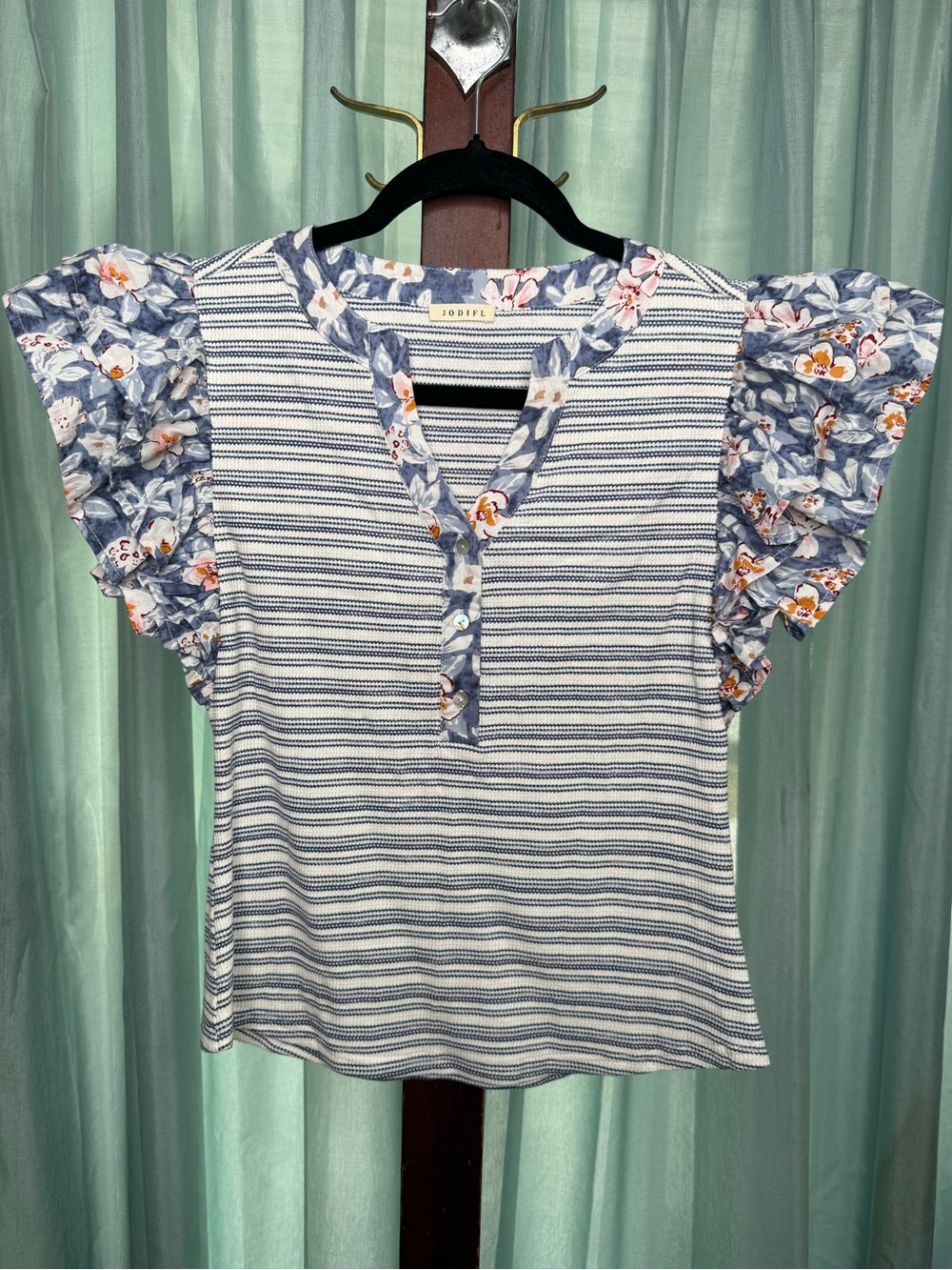 Jodifl Floral Ruffle Sleeved Sample Piece